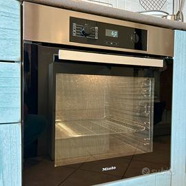 Forno MIELE NUOVO