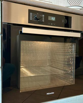 Forno MIELE NUOVO