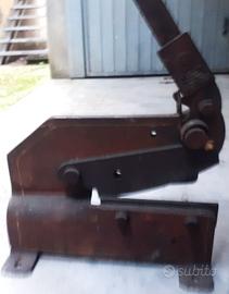 Cesoia a Leva Troncatrice Manuale