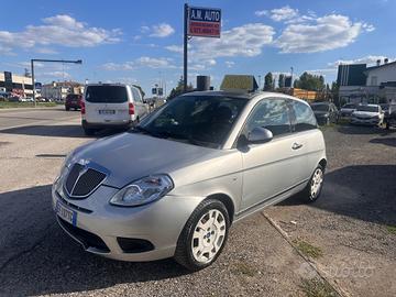 Lancia Ypsilon 1.2 Argento