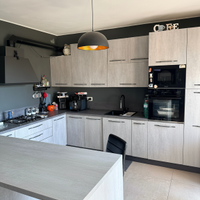 Cucina Urban 1UR completa di penisola – Beton Grey