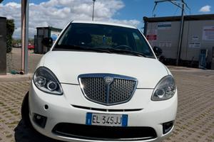 Lancia ypsilon Unyca 1.3 Multijet 75CV Diesel-2011
