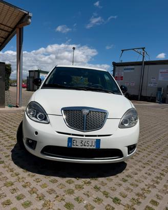 Lancia ypsilon Unyca 1.3 Multijet 75CV Diesel-2011