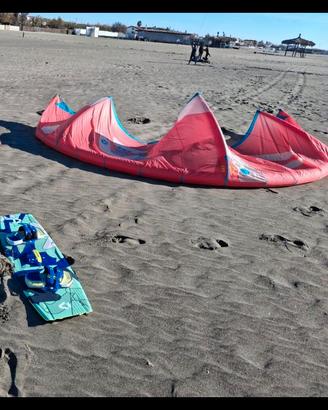 Kitesurfing