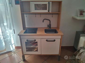 cucina giocattolo 