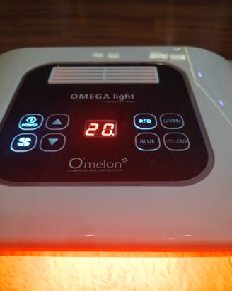 Lampada infrarossi per la cura degli inestetismi d