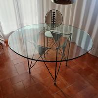 Tavolo Midway di F.L. Wright per Cassina e 4 sedie