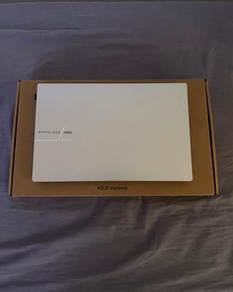 ASUS VivoBook 15