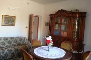 Fiumicino villa indipendente agosto