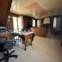 PIAZZA VECCHIA Adatta a 2 nuclei familiari