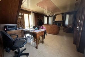 PIAZZA VECCHIA Adatta a 2 nuclei familiari