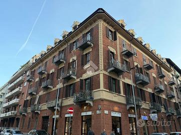 2 LOCALI A TORINO