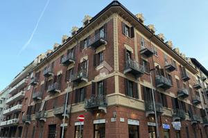 2 LOCALI A TORINO