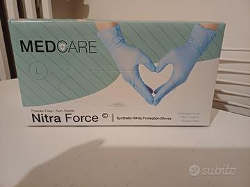 guanti usa e getta L