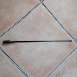 ANTENNA MULTI BANDA PER RICETRASMITTENTI PORTATILI