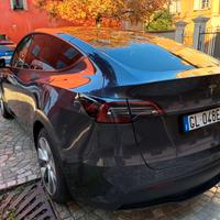 Tesla Y Long Range AWD -