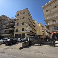 4 LOCALI A REGGIO DI CALABRIA