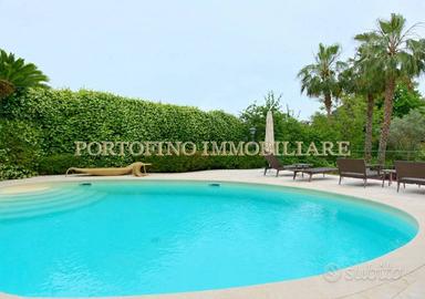 Villa di 309 m² con più di 5 locali a Santa Marghe