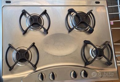 Piano cottura Whirlpool  griglie ghisa 4 fuochi