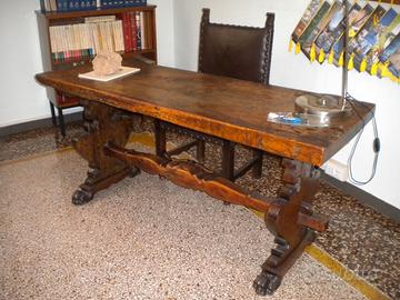 Antico tavolo fratino