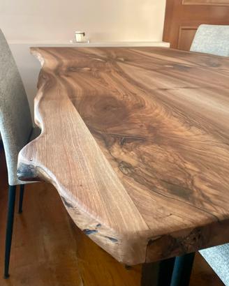 Tavoli, Top Cucina e Mensole in Legno Su Misura