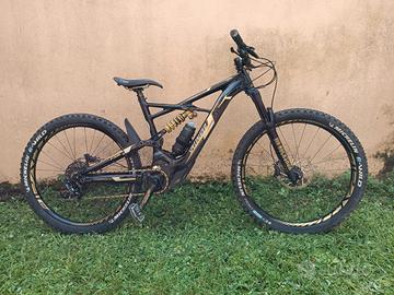 E-MTB Specialized Turbo Kenevo Troy Lee Design L