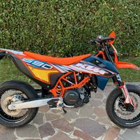 Ktm 690 smc-r 2023