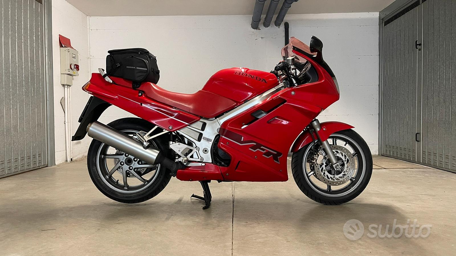 Honda VFR 750 F 1992 FMI