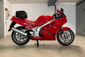 Honda VFR 750 F 1992 FMI