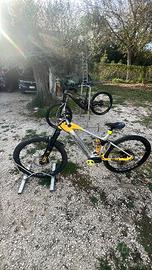 Ebike mondraker level rr ohlins 180 2023 taglia L