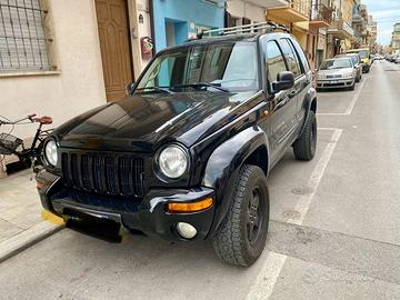 Jeep Cherokee kj 2.8 crd automatica