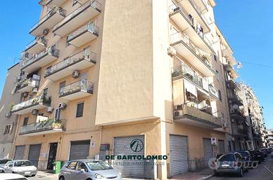 Via Amalfi box/autorimessa