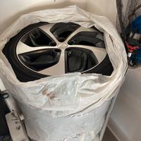 Cerchi da 19” originali Hyundai