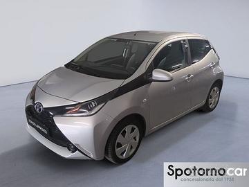 Toyota Aygo 1.0 VVT-i x-play TSS