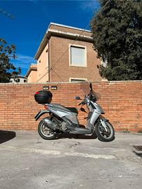 Aprilia Sportcity 250
