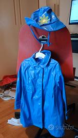 Impermeabile azzurro bambino con cappello abbinato