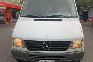 Mercedes sprinter 214