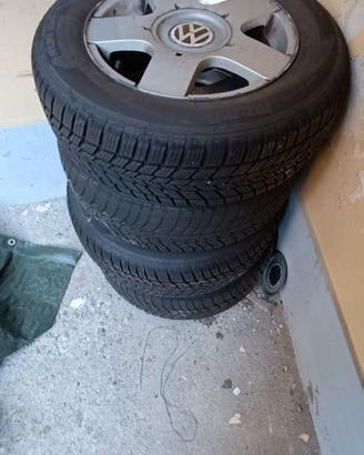Cerchi originali golf IV + gomme 4 stagioni
