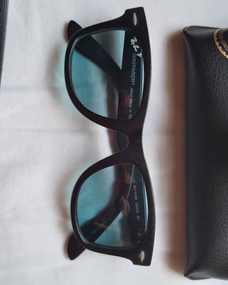 RAY BAN WAYFARER  polarized