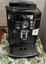 De'Longhi Magnifica S Macchina Caffè Espresso