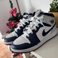 AIR JORDAN 