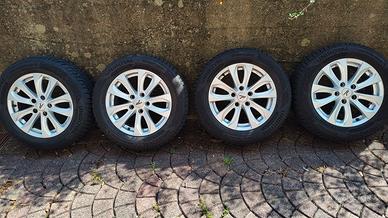 4 cerchi con gomme invernali Renault Scenic X-Mod