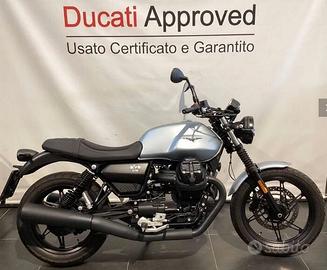 Moto Guzzi V7 Stone