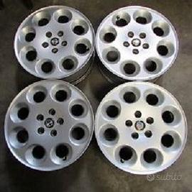 Cerchi in lega per Alfa Romeo 166 raggio 16