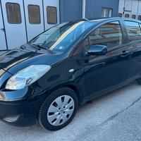 Toyota Yaris 1.3 5 porte Sol*NEOPATENTATI