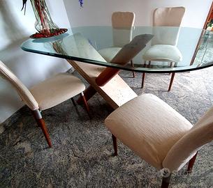Tavolo in cristallo e 4 sedie