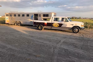 Ford F-350 Western Hauler 7.3 V8 Turbo Diesel + Ho