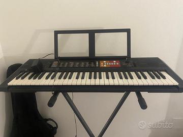 Tastiera elettronica Yamaha PSR-F51