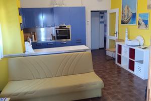 ATTICO A FOLLONICA 70mq con terrazza 80mq