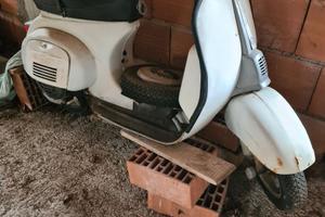 vespa 50 special